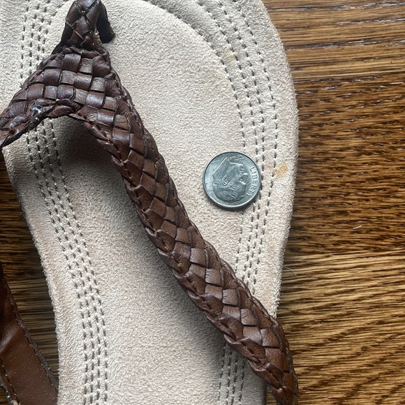 Kenneth Cole Reaction Braided Flip Flops - Picture 7 of 7